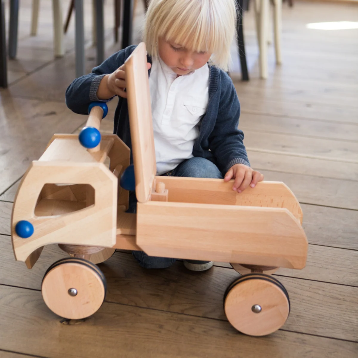 Dynamiko Wooden Ride On - Transporter Blue 'Fred' - Image 4