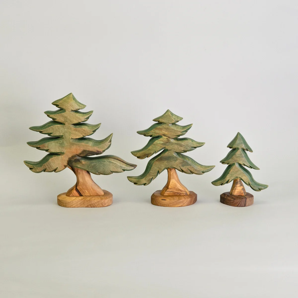 Predan Pine Tree Large - Image 3